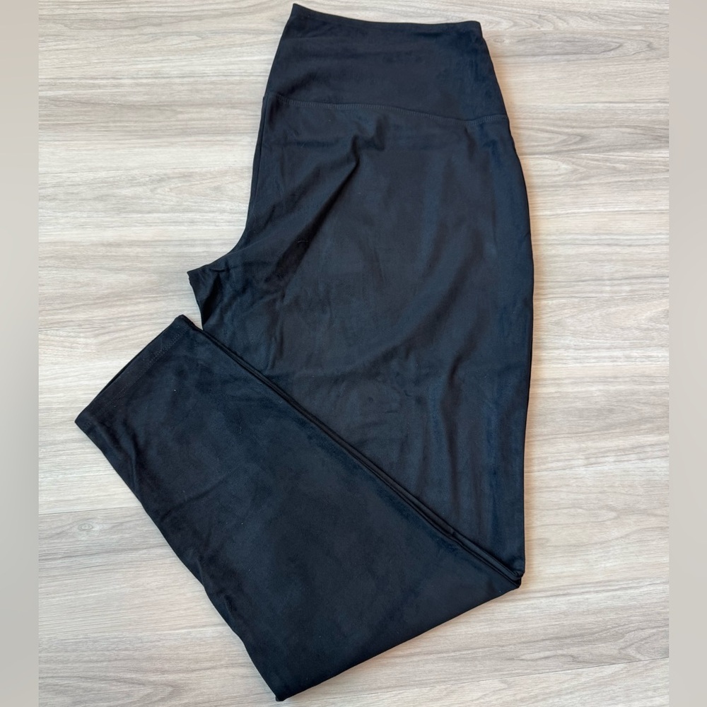 Ruby Ribbon Suedette Leggings Black